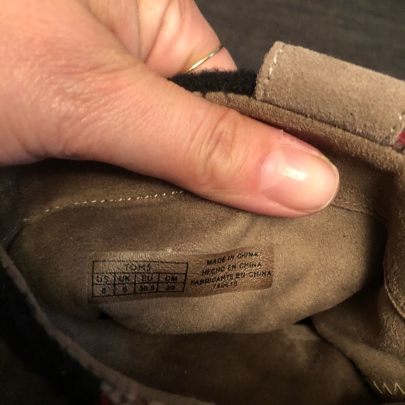 TOMS “Laurel” dessert suede Aztec print boots. - Picture 4 of 5